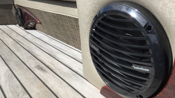 Pontoon Boat Audio