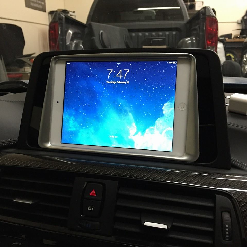 Tablet mount for SAP