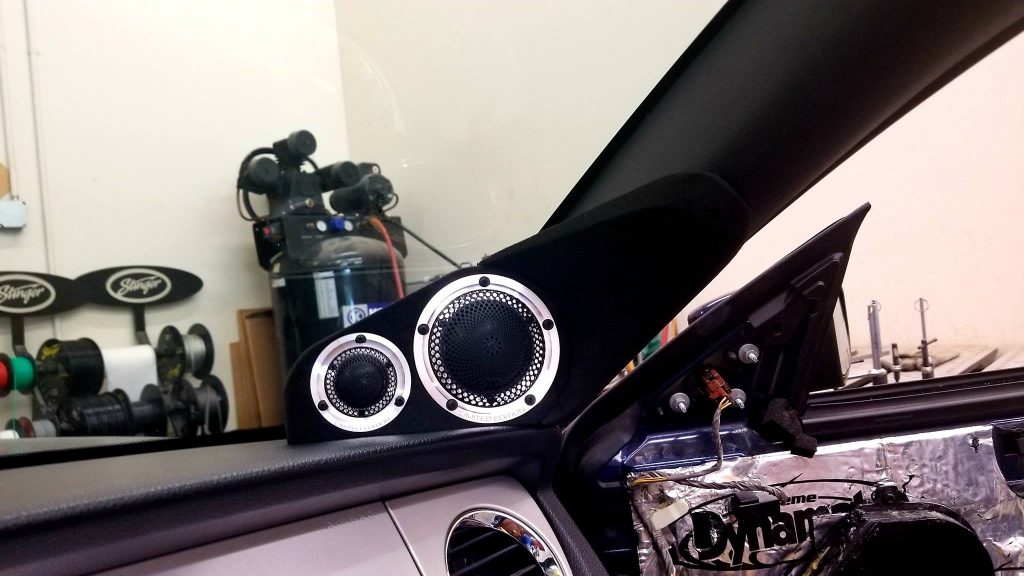 Mustang Dash Pods