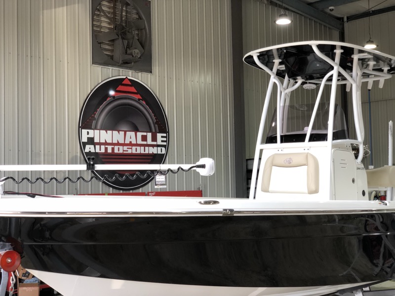 NauticStar 244XTS Center Console Marine Audio System